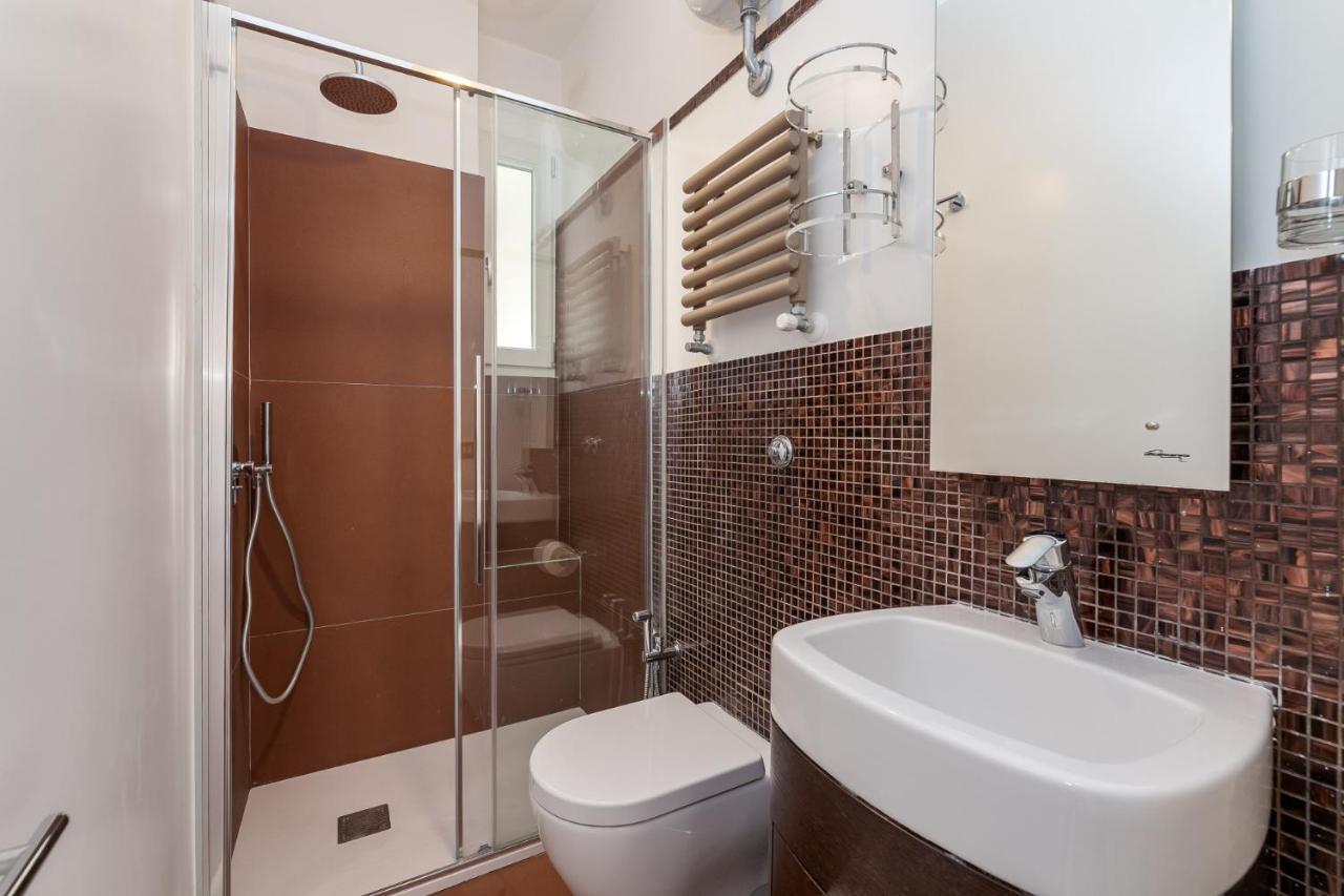 Apartment Aletheia Elite - Elegant 2 Br *